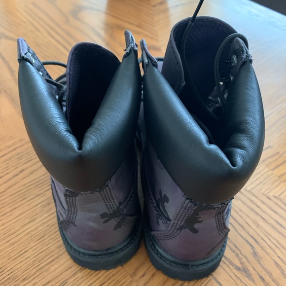 ***SOLD***Timberland Boots - Picture 6 of 9